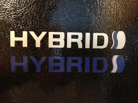toyota_hybrid_logoPproof.webp