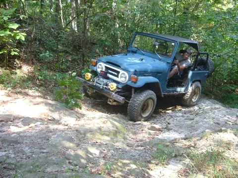 hush hole 2004-3.webp