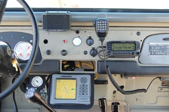 APRS-Dash-700.webp