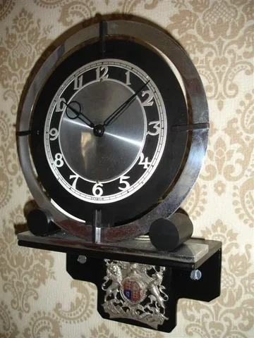 YetAnutherClock.webp