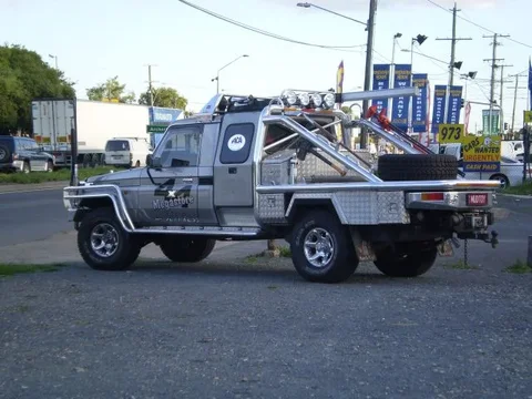 Bling 79 ute 2.webp