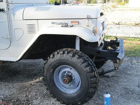 32x9.5 side front.webp