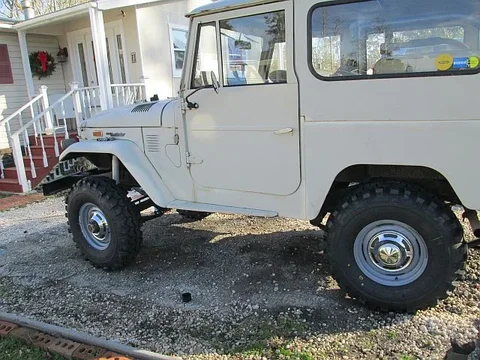 d side new shoes.webp