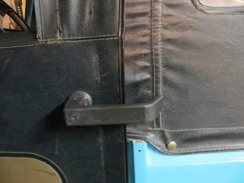 Hummer_Door_Handles_001_sm.webp