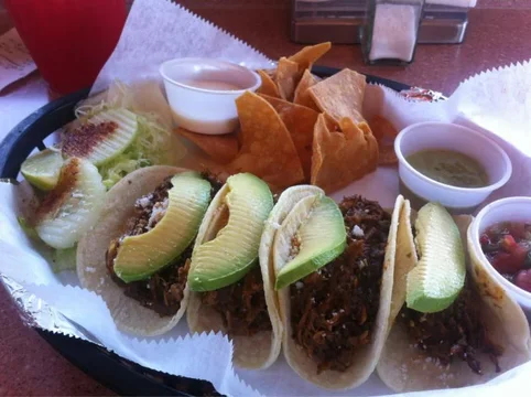 image-4144695295.webp