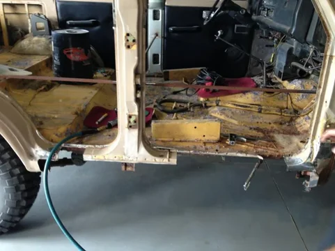 image-3317203955.jpg