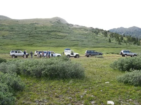 Group Williams pass.webp