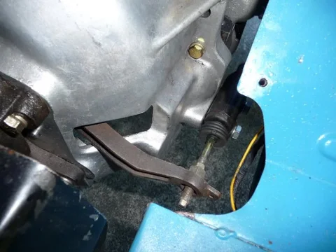 Clutch detail.webp