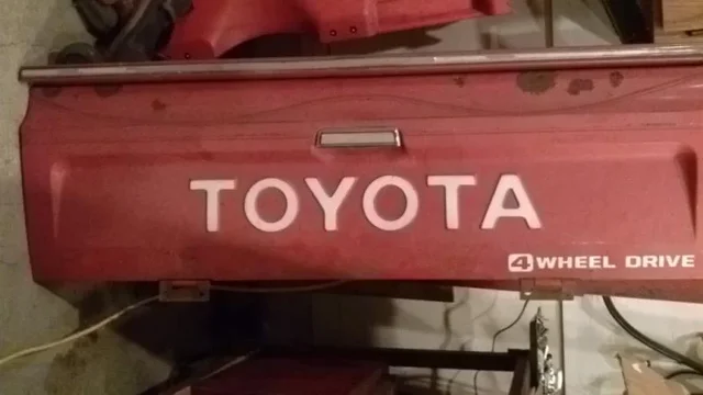 82 Tailgate.webp