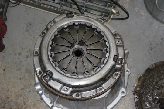 2f clutch on 12ht flywheel.webp