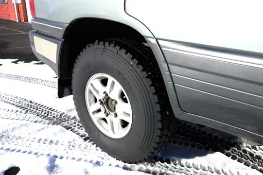 TireDetail.jpg