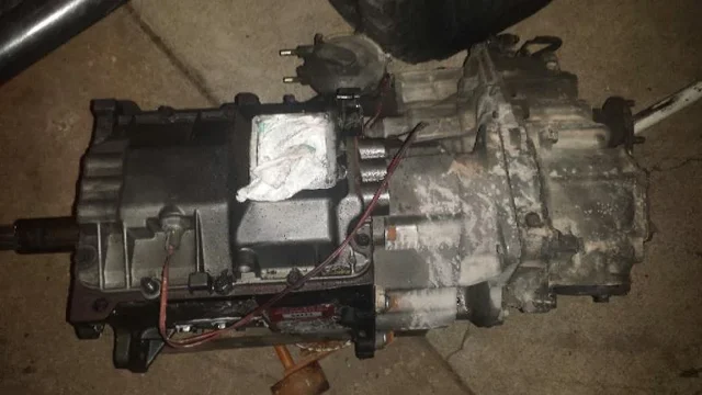 gear on the ground.webp