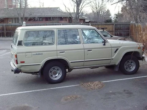 landcruiser2.webp