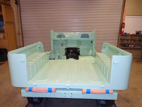 Tub on 011.webp