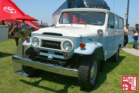 263_ToyotaLandCruiserFJ45.webp