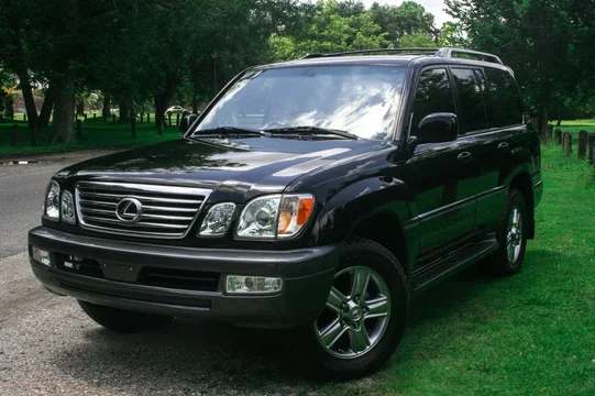 LX 470 (1 of 1).webp