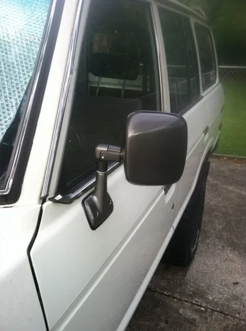 FJ62 mirror.webp