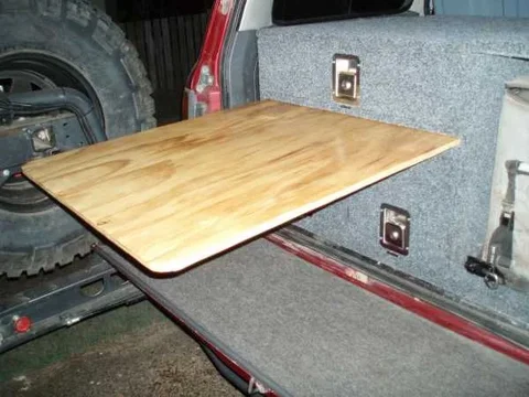 Sliding drawers and water tank 010.webp