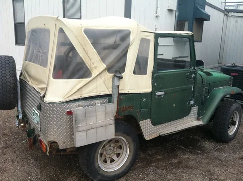 1977 FJ40 Restoration 008.webp