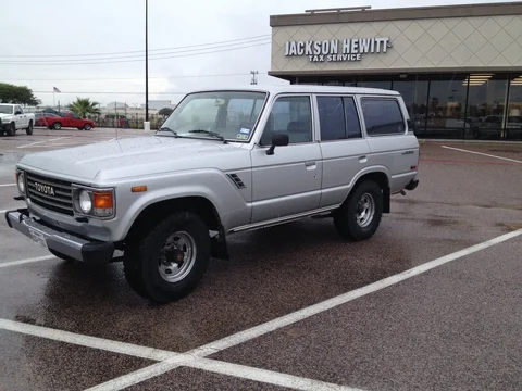 Silver Cruiser.webp