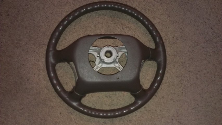 steeringwheel (2).jpg
