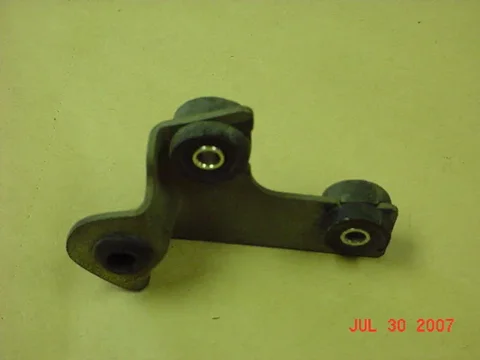 throttle bracket A.webp throttle bracket A.webp