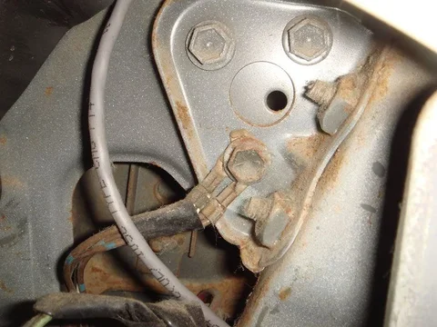 passengers side common ground FJ60 A-pillar.webp