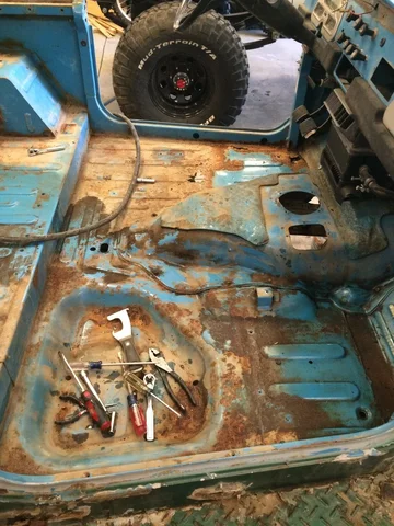 1977 FJ40 restoration 126.webp