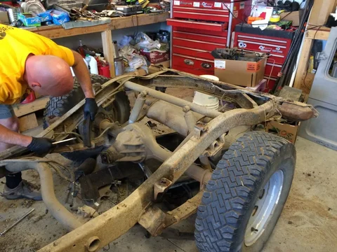 1977 FJ40 restoration 142.webp