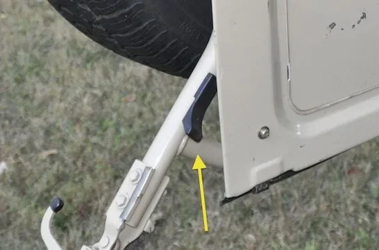 tire carrier bumper.jpg
