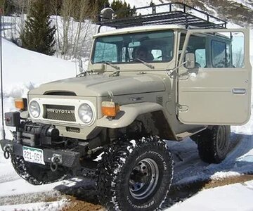 Fergytoy's 1978 FJ40 frame off restoration