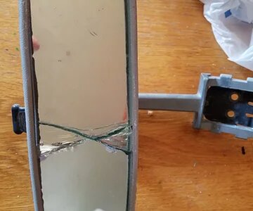 Broken mirror