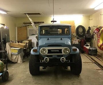 Capri Blue '74 FJ40