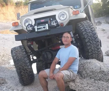 There seems to be a Mexican under my truck