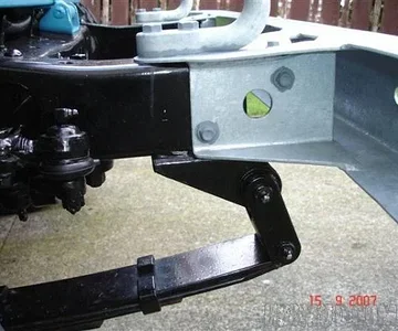 New greaseable shackles, hot-dip galvanised bumper/towhooks, and modified/simplified/cleaner bumper bracketing