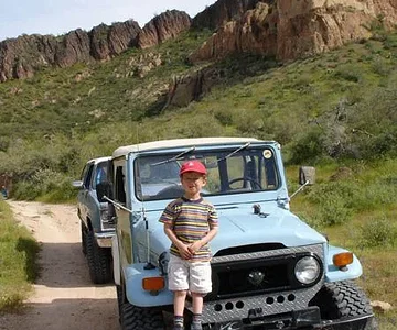 LandCruiser   11
