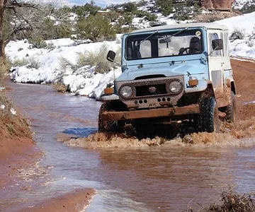 LandCruiser   37