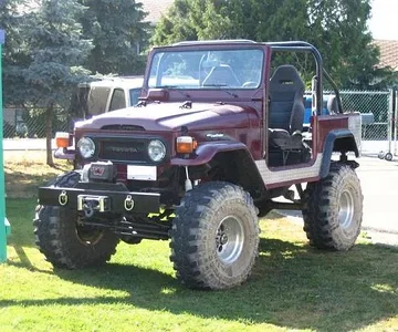 rig before metal tech cage and jump seats