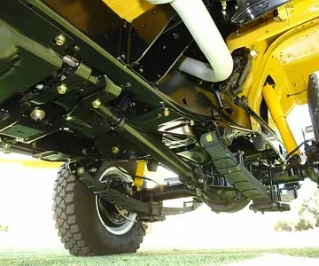 Flawless/spotless undercarriage...