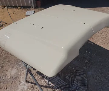 Bonnet painted