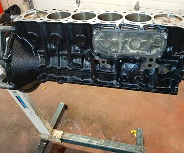 engine block painted