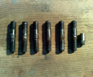 front and rear axle hub studs.