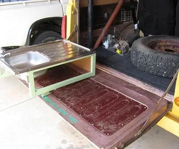 FJ45 even comes with a kitchen sink.