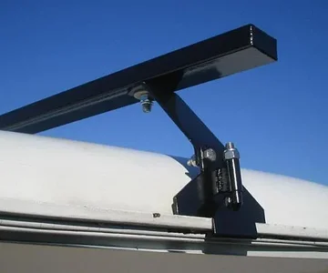 Roof rack load feet and load bars.