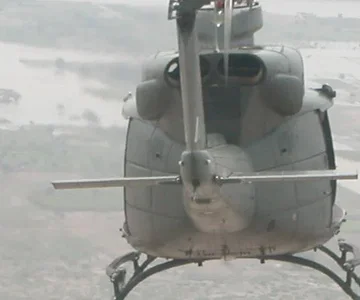 Tight Trail on short Final