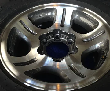 Refinished LX450 Rim