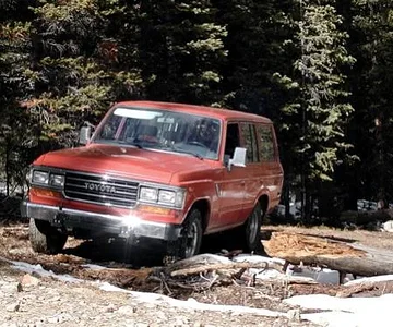 Poser shot the first time off road, 100% stock