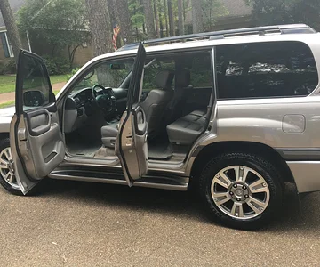 Drivers side all doors open