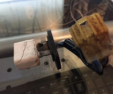 Cracked blower resistor
