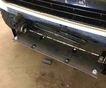 Winch mount